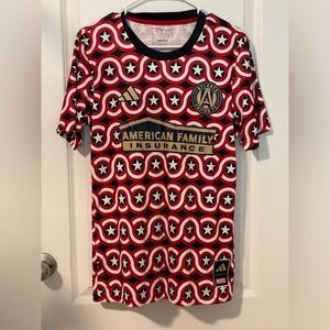 NWOT Atlanta United Americana x Captain America Pre Match Top Size S